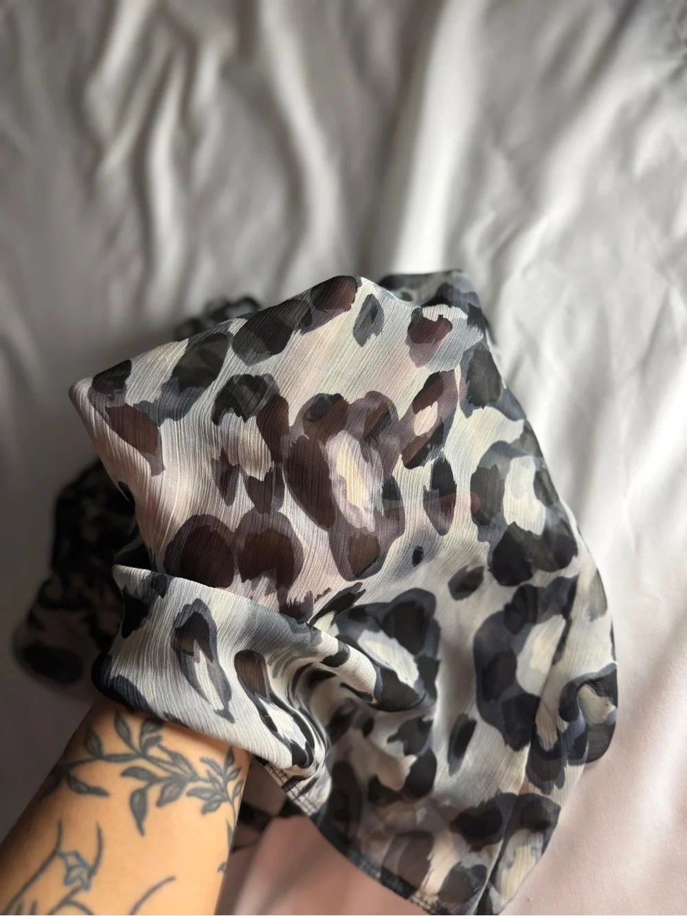 Sleeveless Ruffle Leopard Print Dress - Black & White